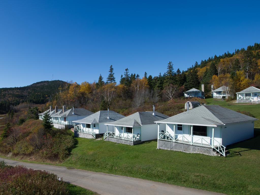 Au Pic De L'Aurore Motel-Chalets Percé Zimmer foto