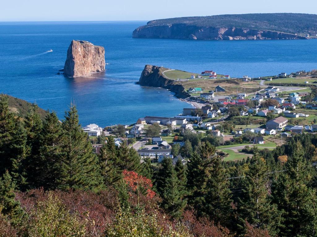 Au Pic De L'Aurore Motel-Chalets Percé Zimmer foto