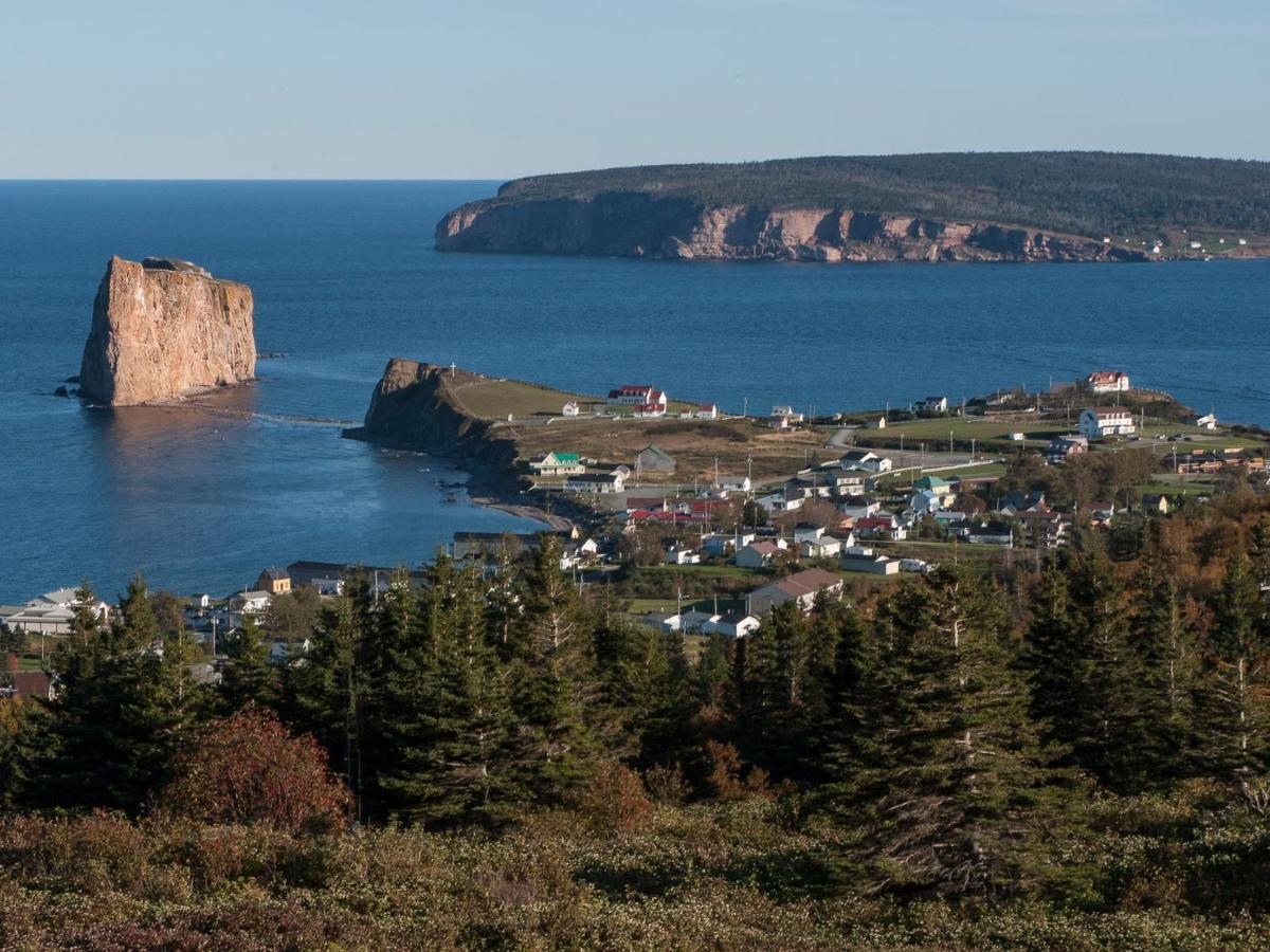 Au Pic De L'Aurore Motel-Chalets Percé Zimmer foto